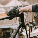 Dynamic Microfiber Bike Cleaning Glove